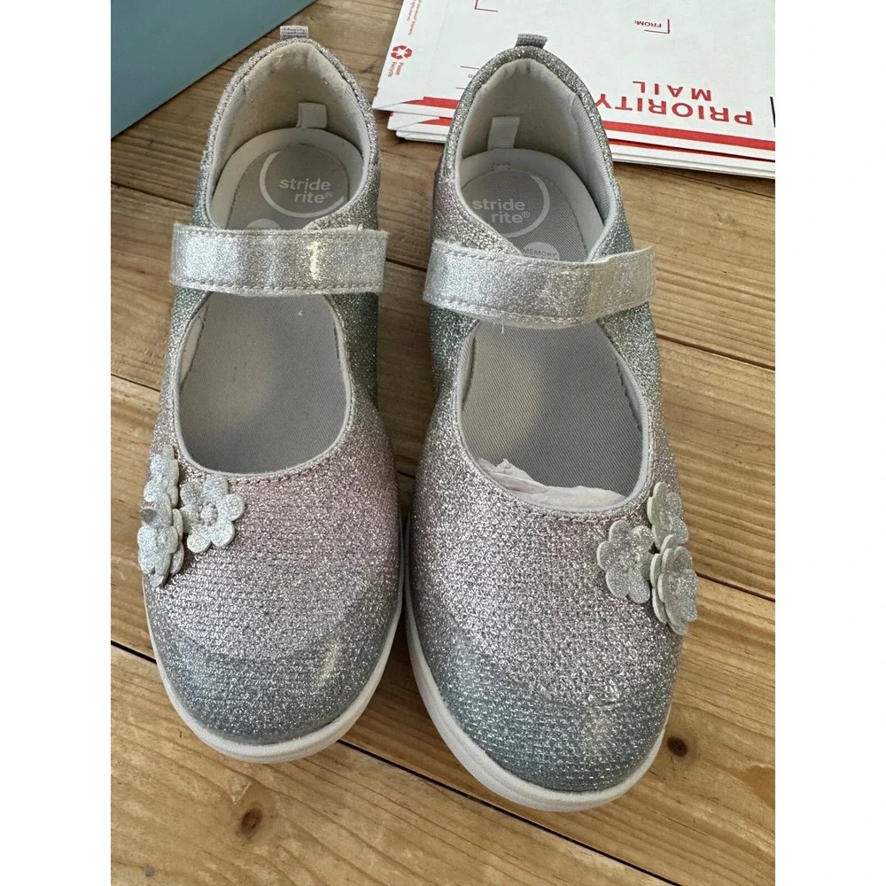 Stride Rite Holly Adapt Glitter Mary Janes Flower Accent Shoes 3XW‎
